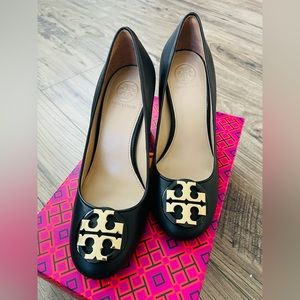 Tory Burch - Women's Black Janey Leather Pump